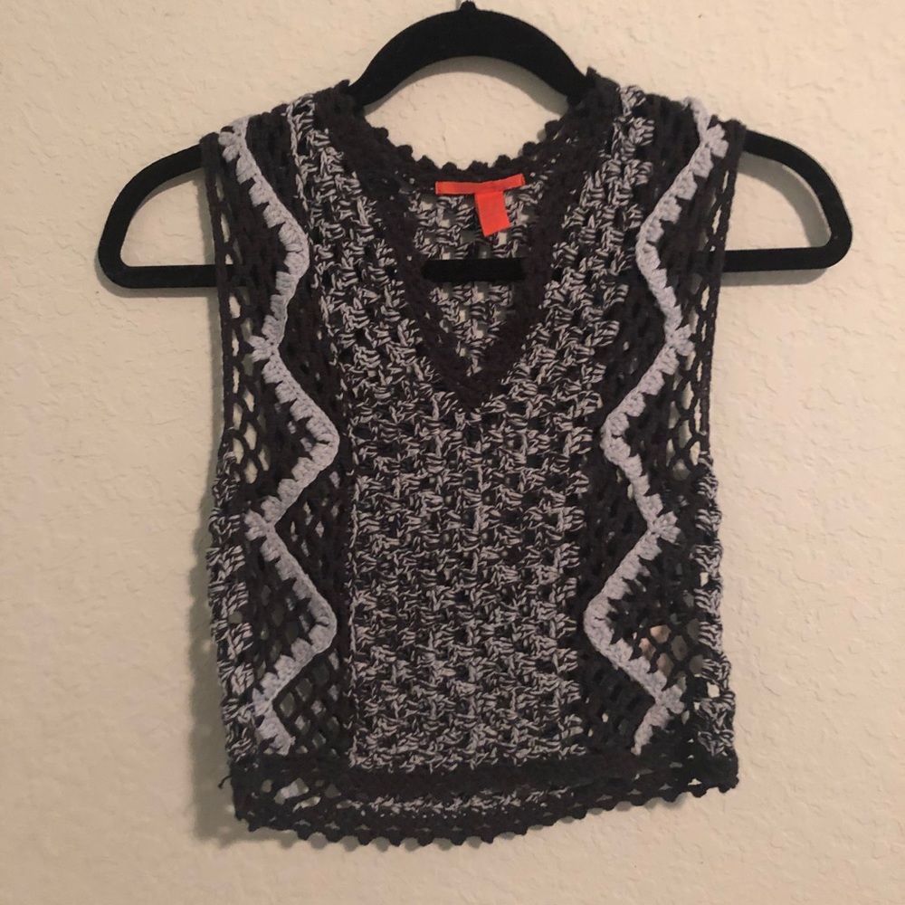 Chelsea and Violet beach top